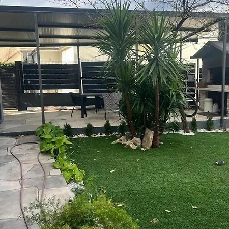 House With A Parking Space - 25463 Ferienhaus